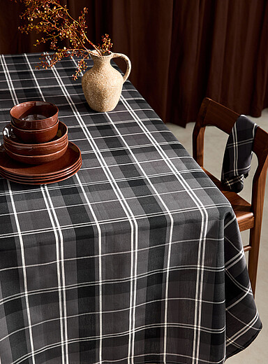 Simons Maison Patterned Black Nocturnal tartan tablecloth