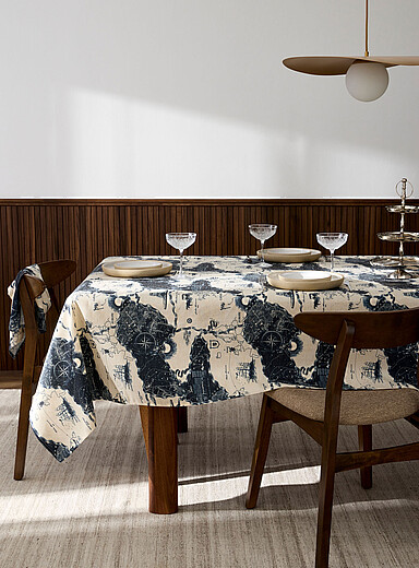 Simons: La nappe carte touche de lin <b>Collection Notre histoire en h&eacute;ritage</b> Blanc &agrave; motifs pour femme