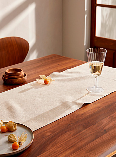 Le chemin de table pur lin naturel Voir nos formats offerts