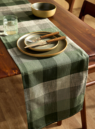 Green rustic checkers table runner 35 x 230 cm
