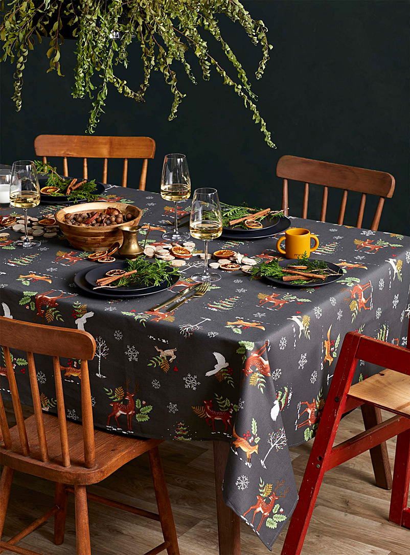 Simons Maison Assorted Winter enchantment tablecloth