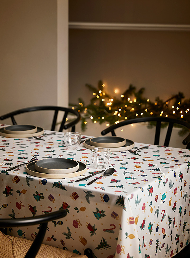 Simons Maison Assorted Holiday magic tablecloth