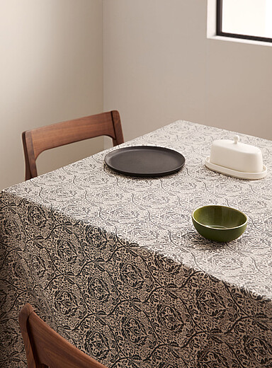 Floral tapestry jacquard tablecloth