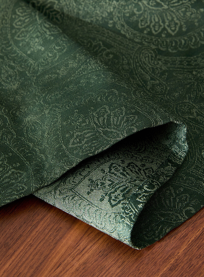Nature paisley jacquard table runner product image 2