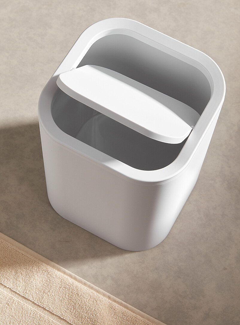 Simons Maison White Small modern wastebasket