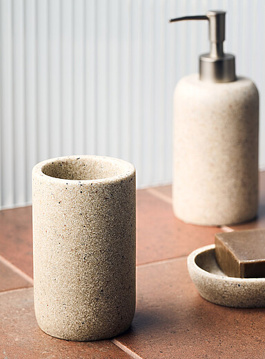Sand-coloured tumbler