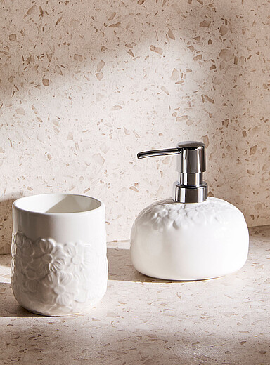 Le verre blanc fleurs relief