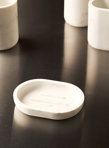 White faux-marble soapdish