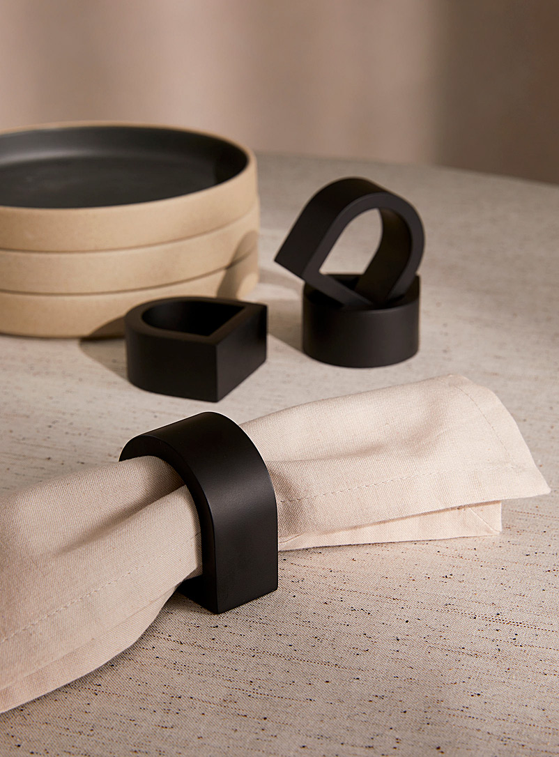 Simons Maison Black Arched black napkin rings Set of 4