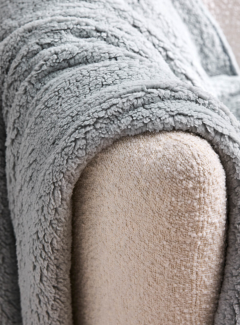 Simons Maison Pink Solid high pile fleece throw 130 x 160 cm