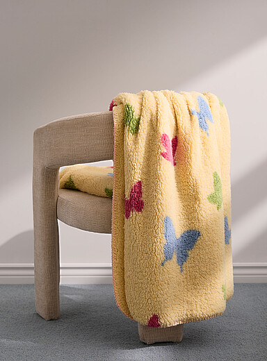 Colourful butterflies high-pile fleece throw 130 x 160 cm