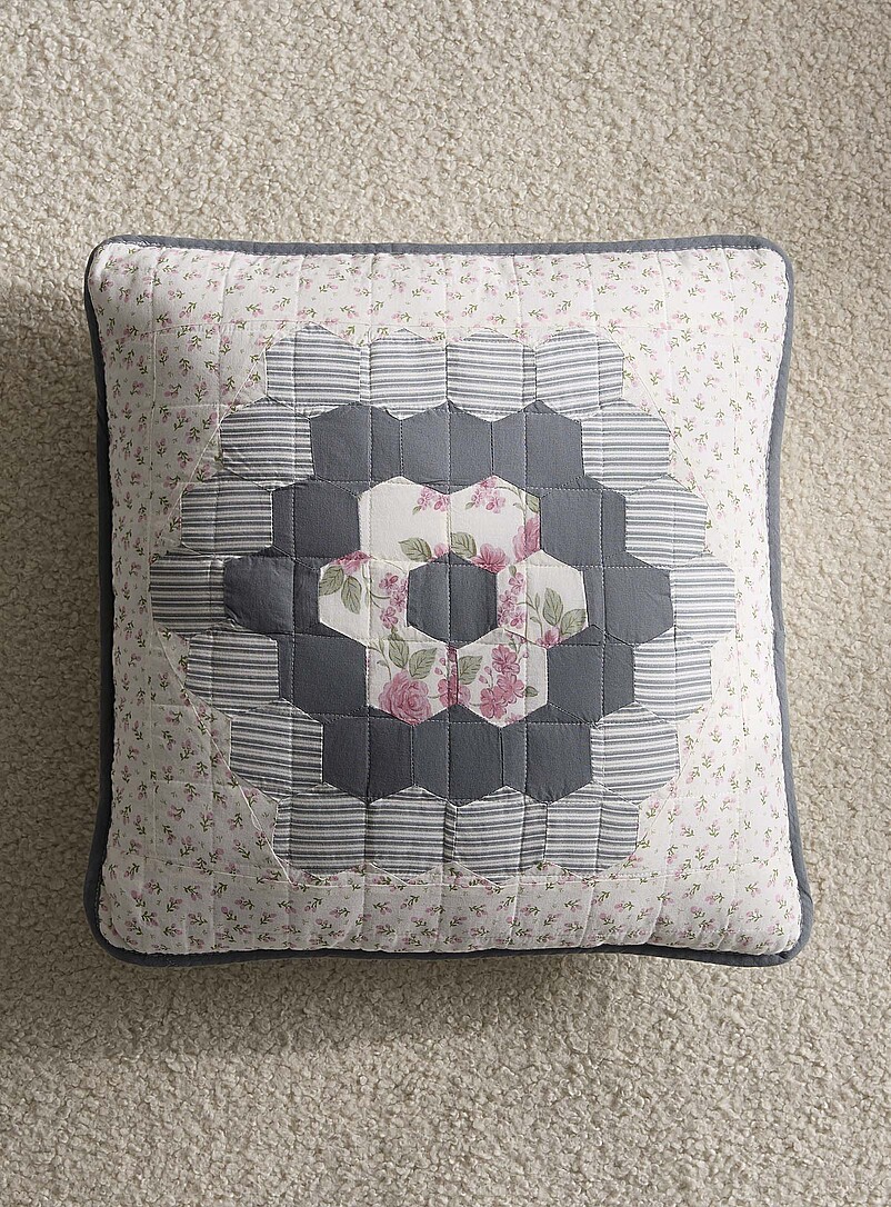Removable-Cover Nostalgic Floral Patchwork Cushion 50 X 50 Cm