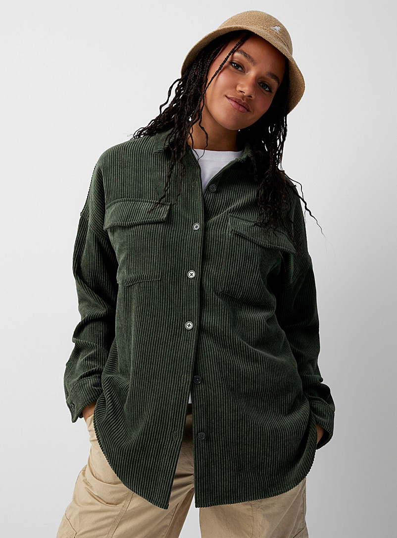 Twik: La surchemise ample velours côtelé Vert pour femme