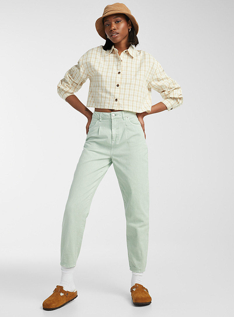 Twik: Le jean ballon à plis coton bio Vert pâle-lime pour femme