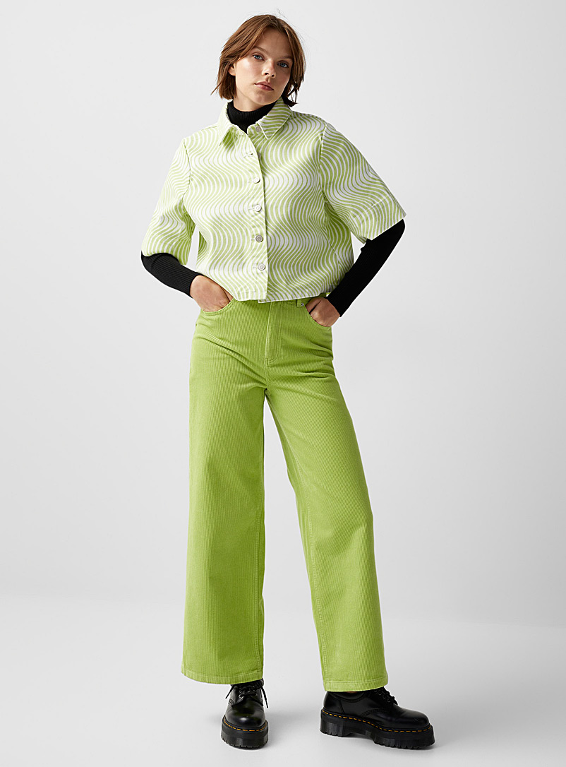 Twik: Le pantalon large velours côtelé Vert pâle-lime pour femme