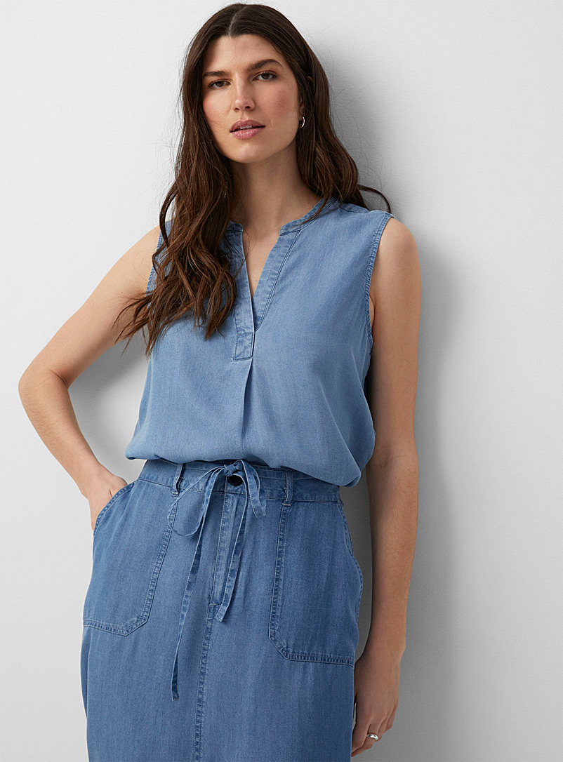 Contemporaine: La camisole denim lyocell col fente Bleu pâle - Bleu ciel pour femme