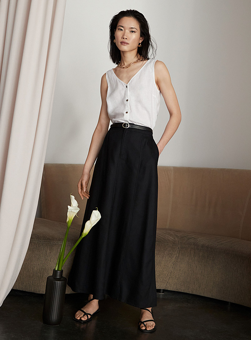 Contemporaine Black Finely textured flared maxi skirt for women