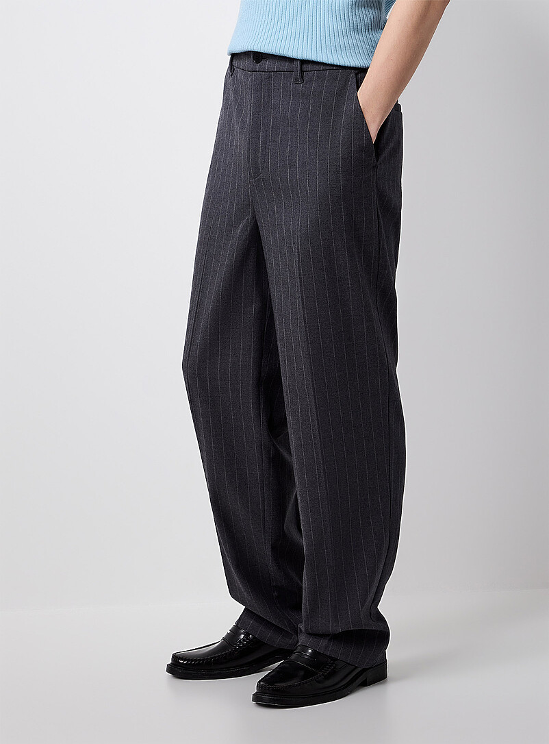 Le 31: Le pantalon rayures banquier <b>Coupe Paris - D&eacute;contract&eacute;e &agrave; taille haute</b> Gris pour homme