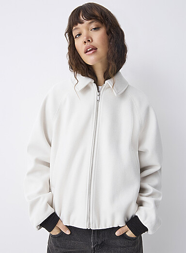 Twik: Le blouson carr&eacute; feutr&eacute; Blanc cass&eacute; pour femme