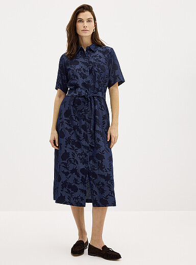 La robe chemise effet denim ombres florales