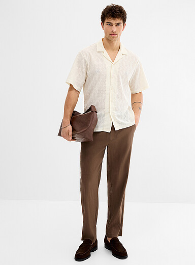 Le pantalon lin extensible <b>Coupe Amsterdam - Fusel&eacute;e relaxe</b>