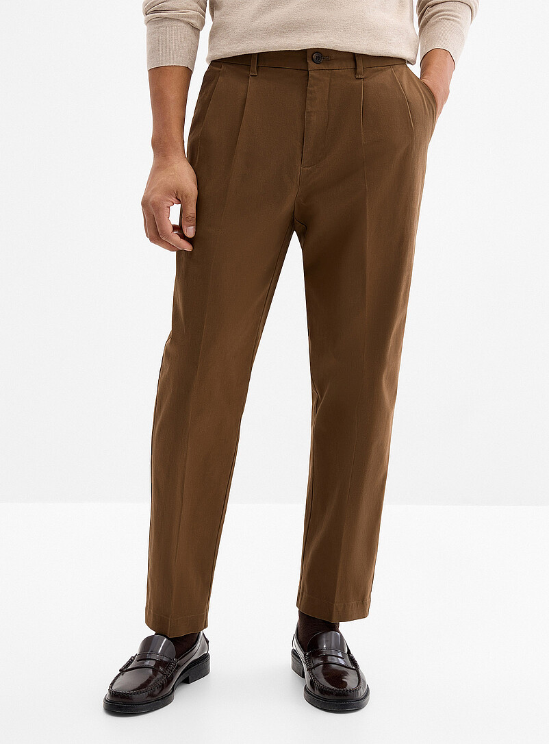 Le 31 Ivory Pleated chinos <b>Reykjavik fit - Tapered with pleats</b> for men
