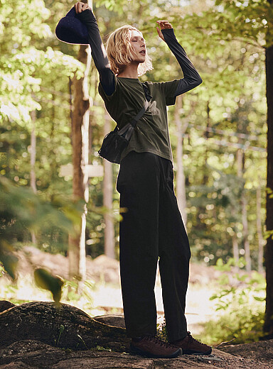 Adjustable-waist barrel pant