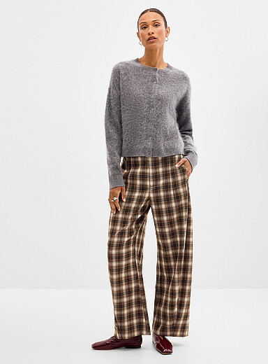 Contemporaine: La pantalon flanelle carreaux chocolat&eacute;s <b>Coupe : jambe ballon, taille haute</b> Brun &agrave; motifs pour femme