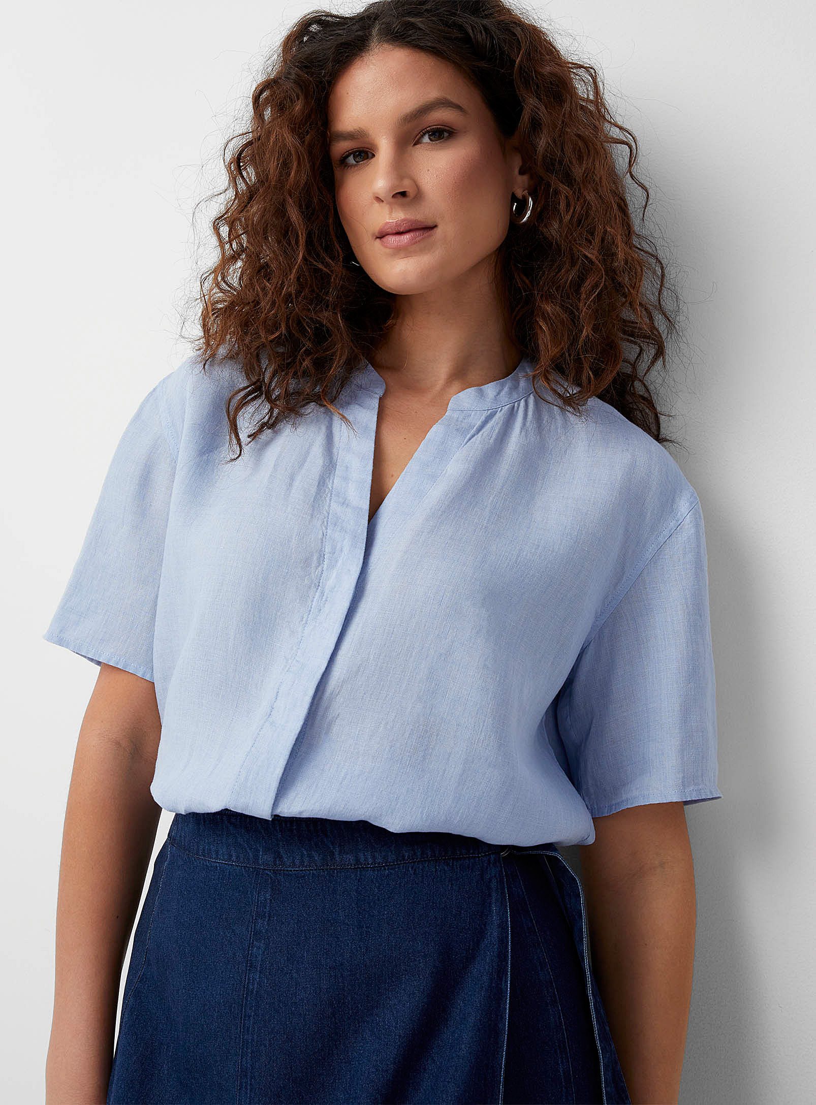 Contemporaine Gathered Collar Loose Linen Shirt In Baby Blue