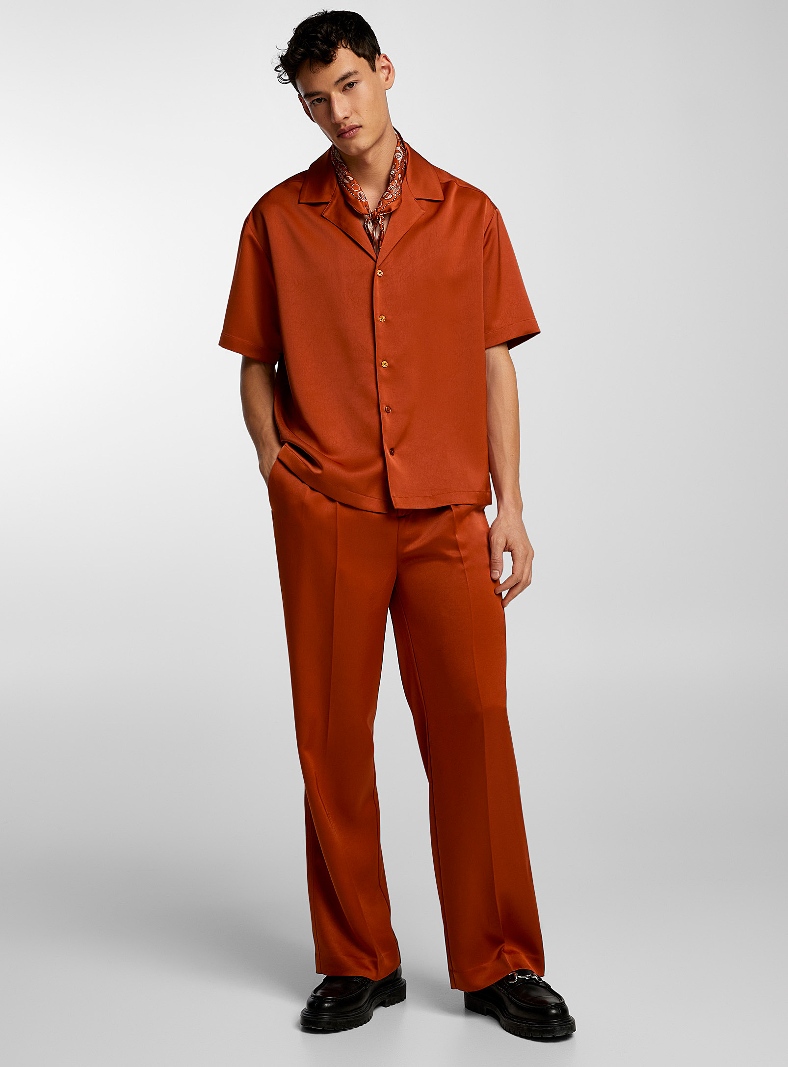 Le 31 Pleated Satiny Pant In Copper