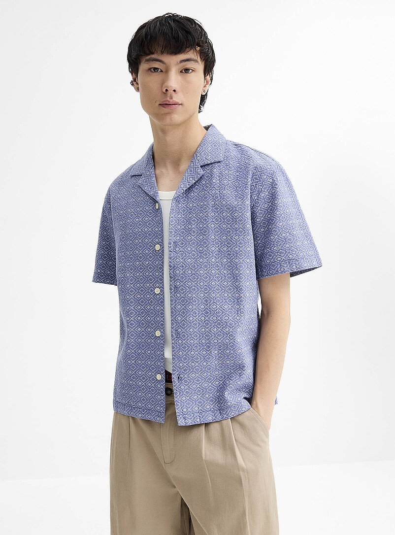 Diamond Pattern Textured Camp Shirt