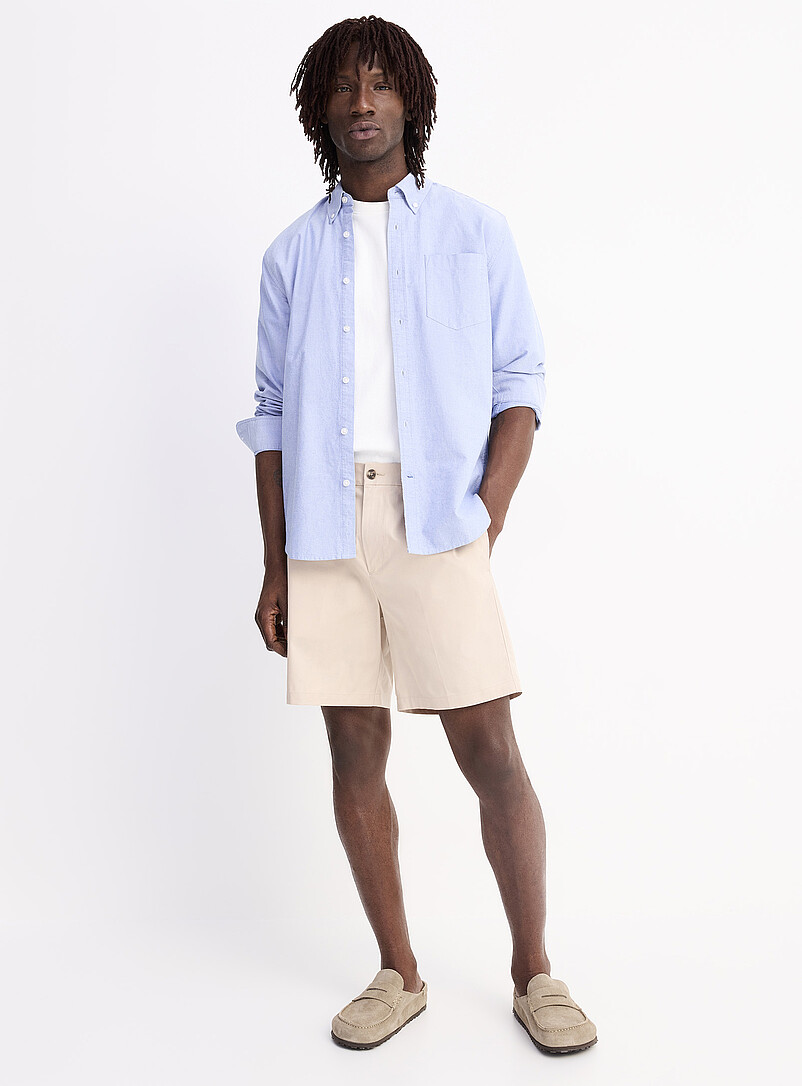 Lightweight Weave Bermudas Inseam: 7.5" (19 Cm)