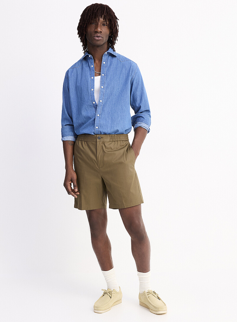 Lightweight Weave Bermudas Inseam: 7.5" (19 Cm)