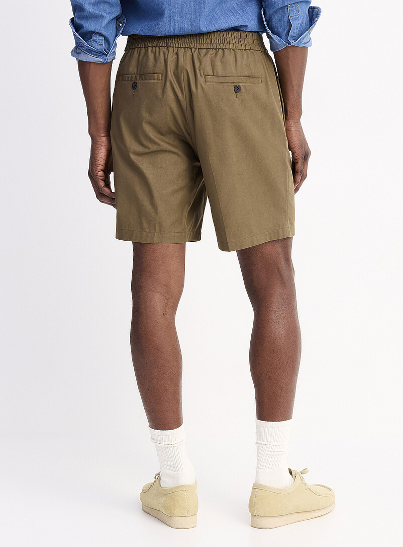 Lightweight weave Bermudas Inseam: 7.5" (19 cm) product image 3