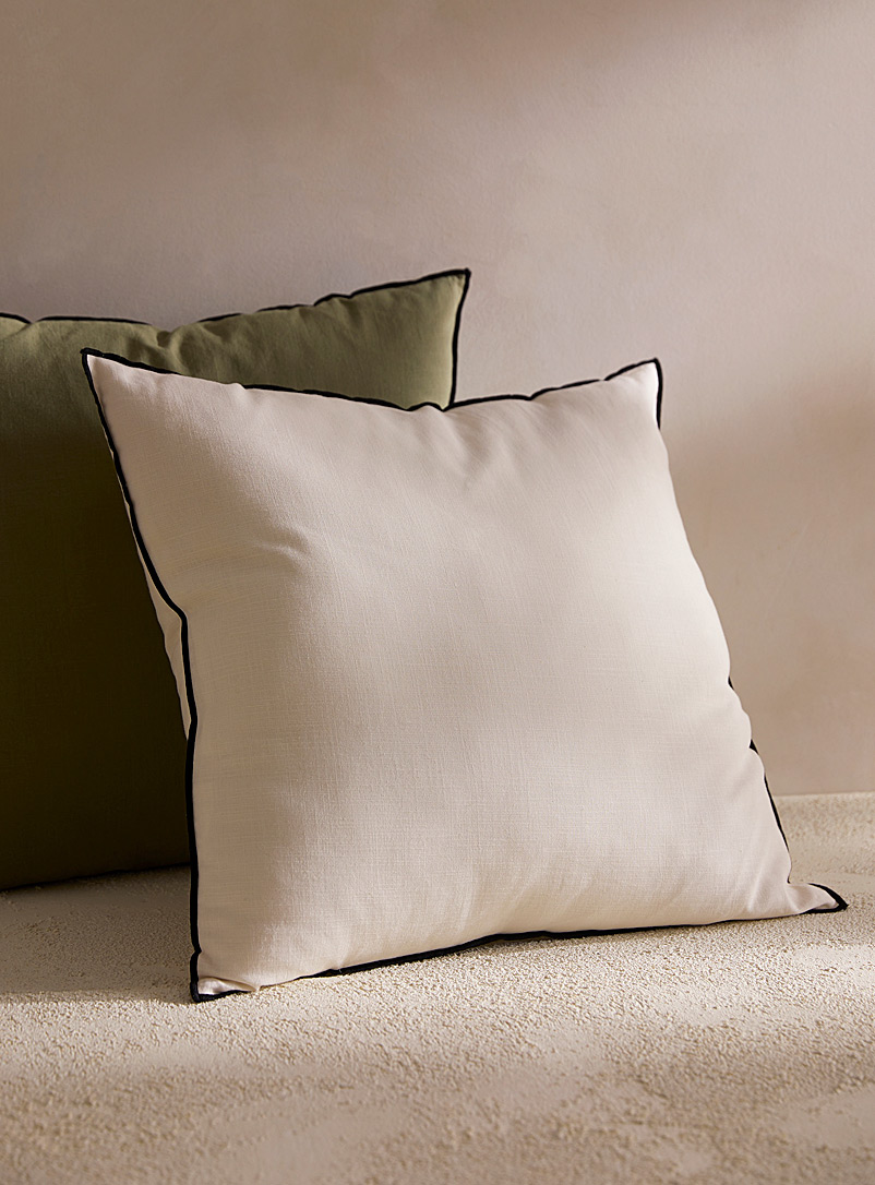 Simons Maison Ivory White Contrasting edging cushion 50 x 50 cm