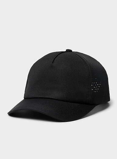 La casquette toile perfor&eacute;e
