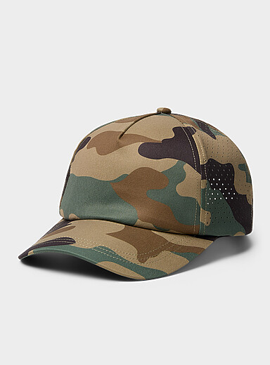 La casquette toile perfor&eacute;e