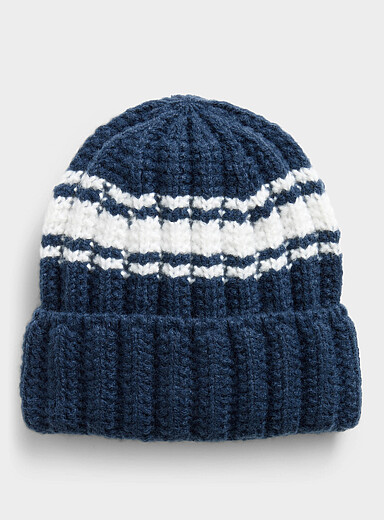 Chunky knit cuffed tuque