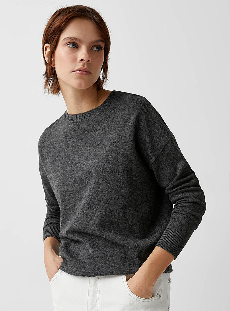 Twik: Le pull col rond tricot soyeux Oxford pour femme