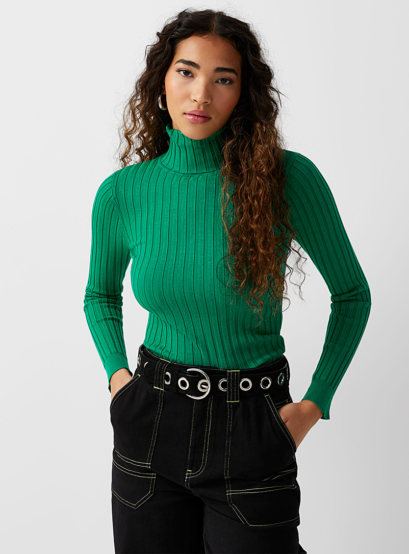 Twik Green Wide-ribbed fitted turtleneck for women