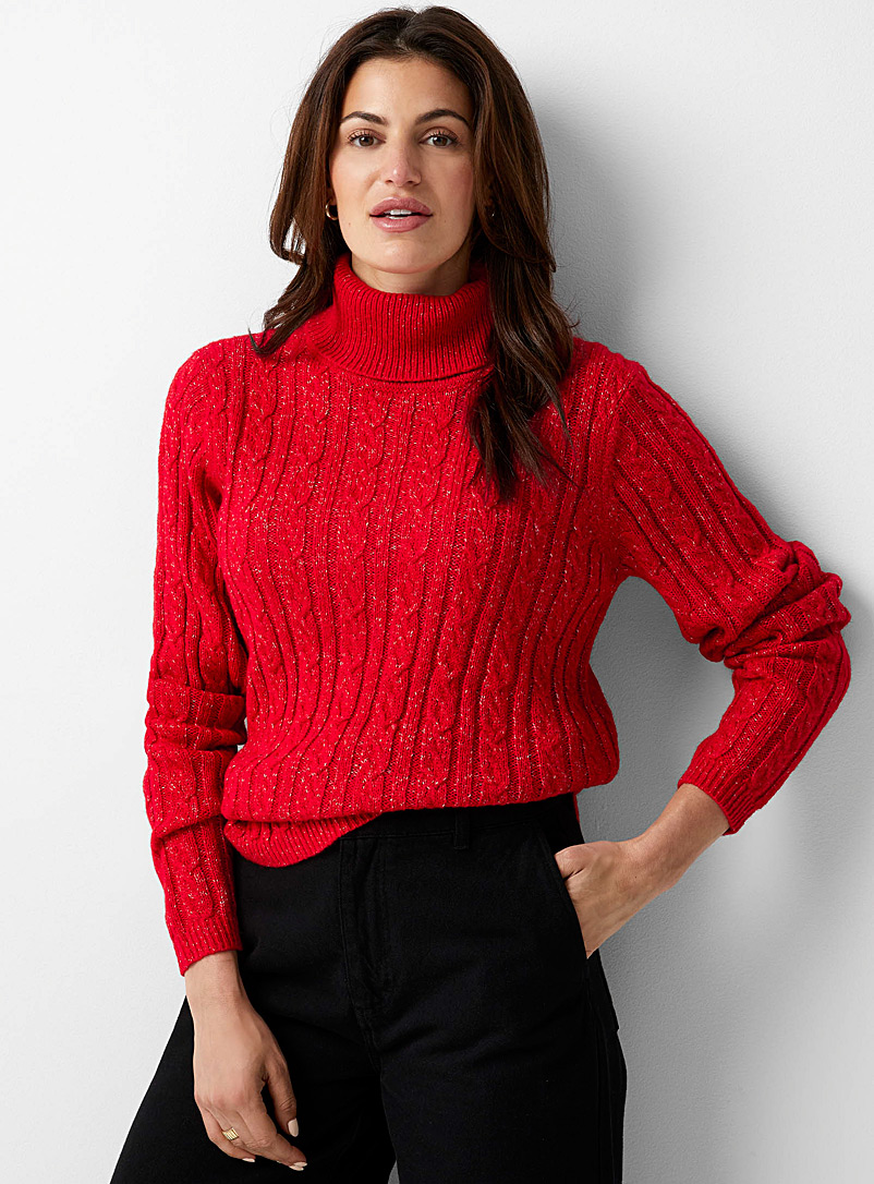Contemporaine Ruby Red Twisted cable turtleneck for women