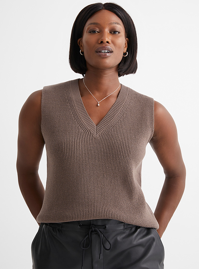Contemporaine Light Brown Ribbed V-neck tank top for women