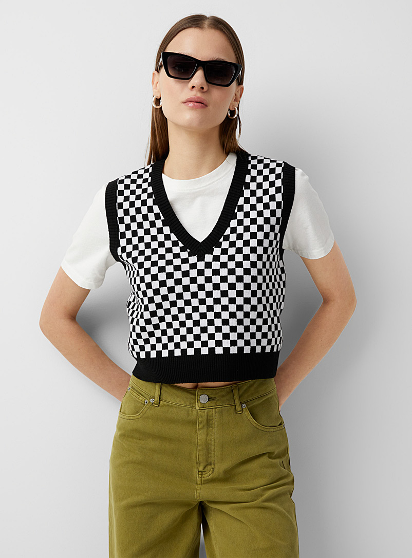 Twik Patterned White Repeat print sweater vest for women