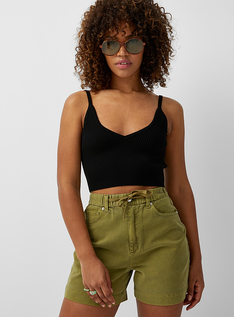 Twik Black Double-V ribbed cropped cami for women