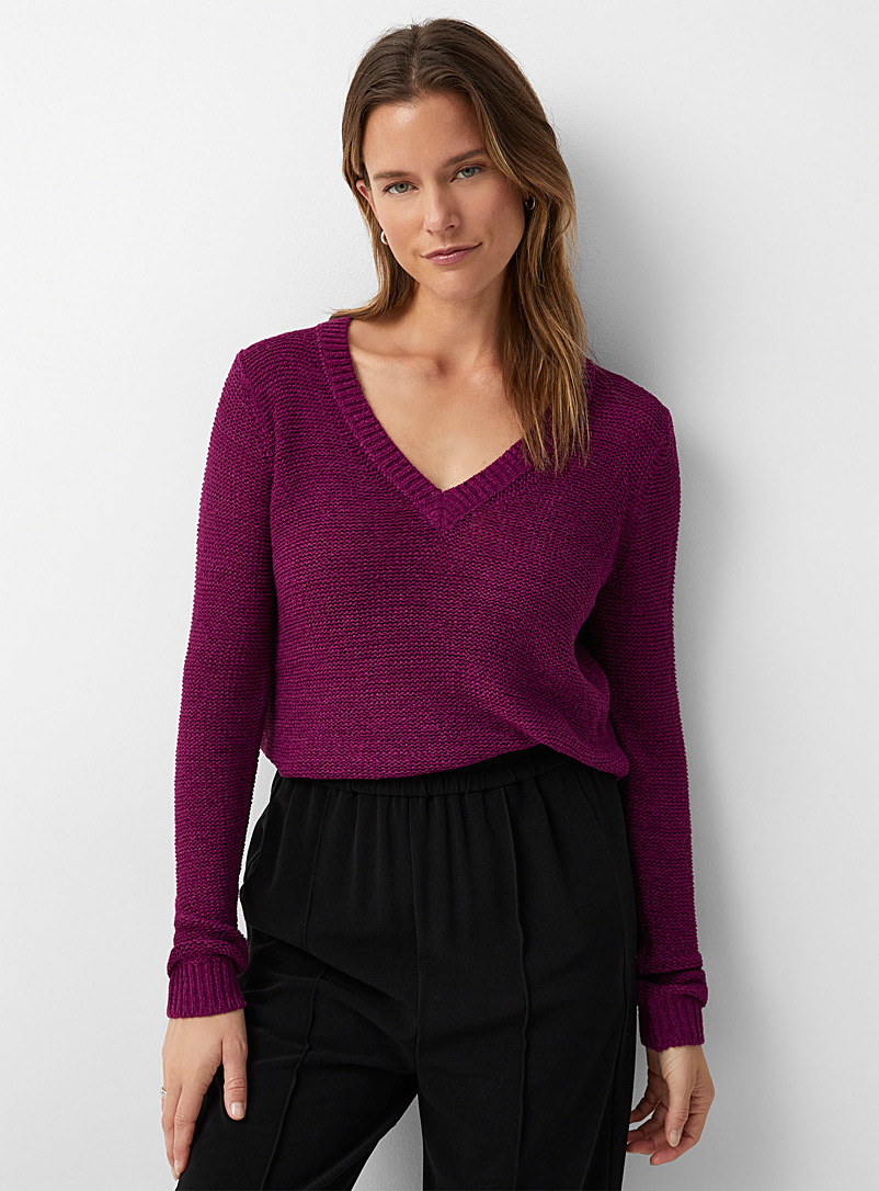 Contemporaine Medium Crimson Ribbon knit V-neck sweater for women
