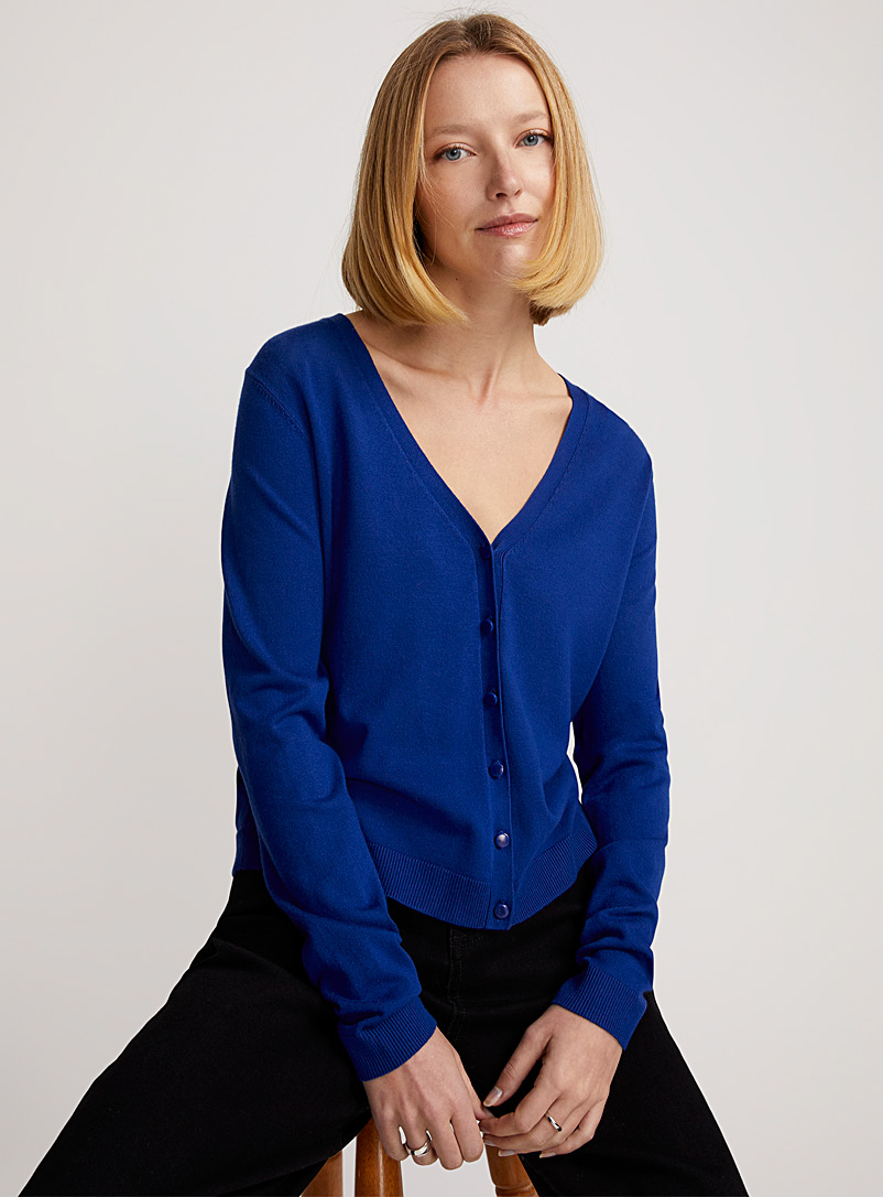 Contemporaine: Le cardigan col V fin tricot Bleu royal-saphir pour femme