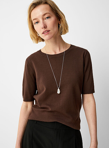 Contemporaine: Le chandail manches courtes fin tricot Chocolat - Espresso pour femme