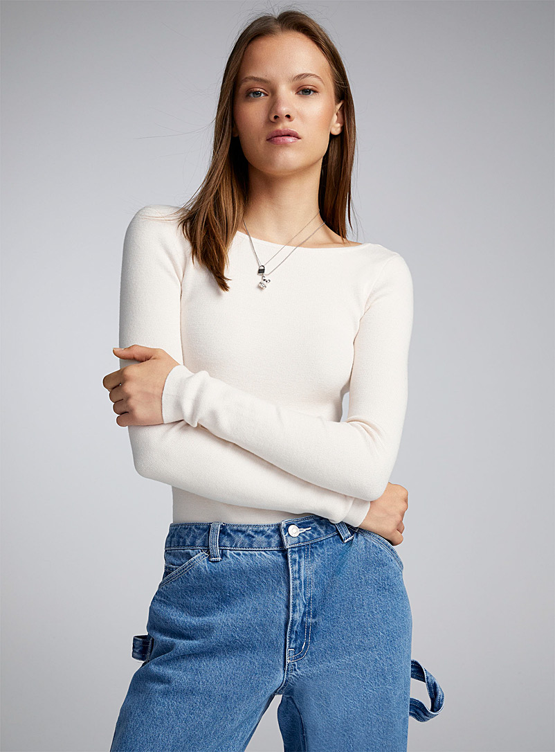 Round Neck Ribbed Long Sleeve Crop Top Offwhite