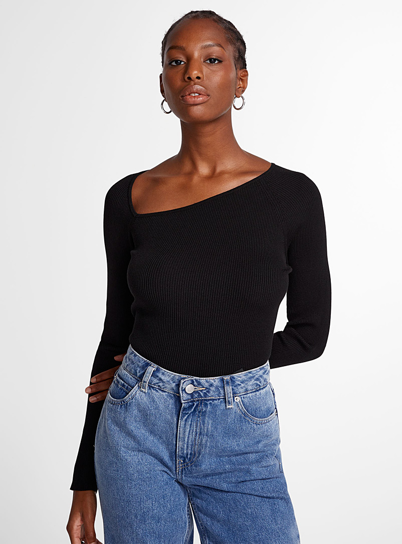 Icône Black Asymmetrical collar ribbed sweater for women