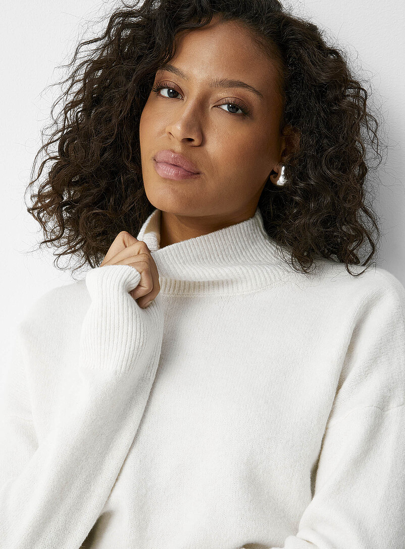 Contemporaine Light Grey Loose mock-neck sweater for women